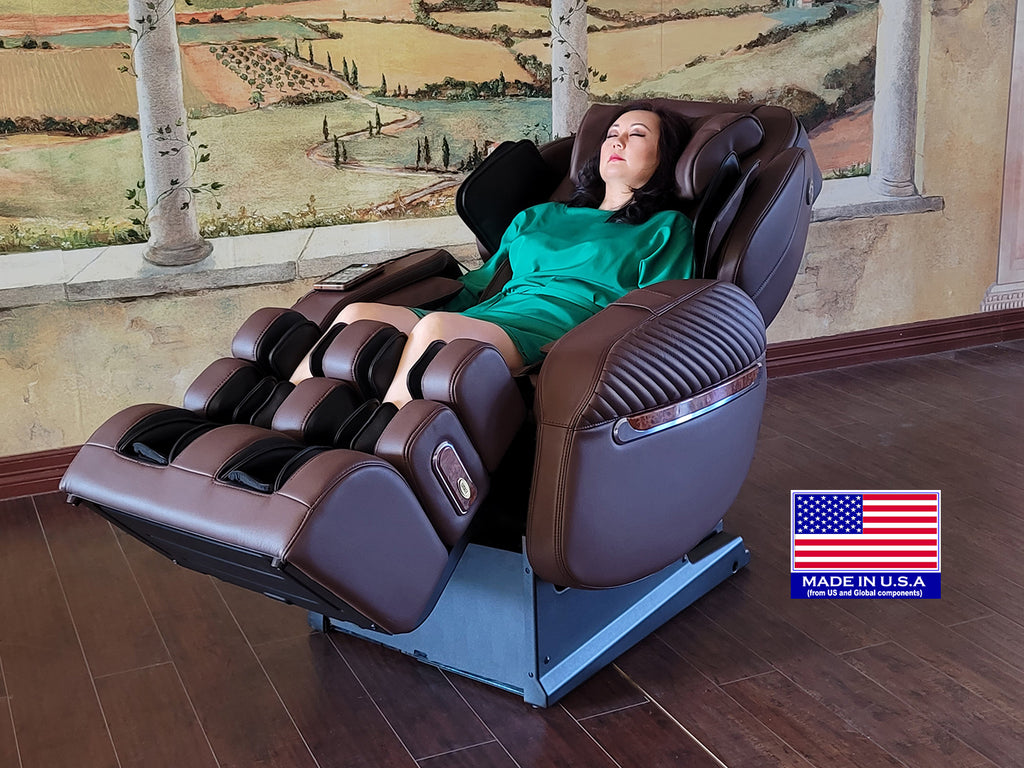 Luraco i9 Max Medical Massage Chair Old